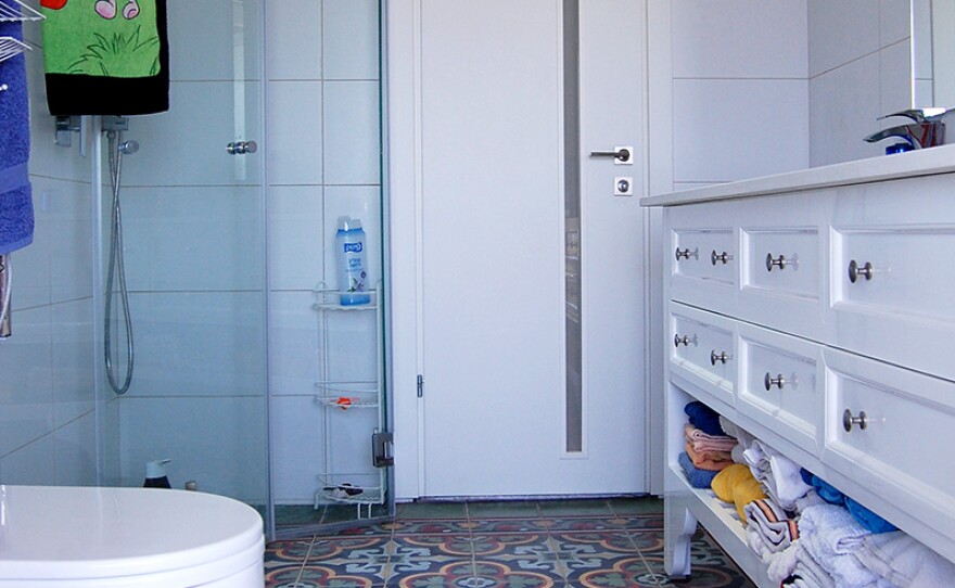 Auslin bought everything for the bathrooms on her 10-day shopping trip to China except the tile, which came from a Palestinian factory.
