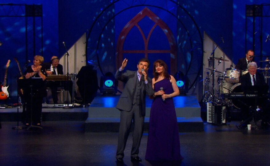 Beloved Irish crooner Daniel O’Donnell returns to PBS with his melodic voice in this new concert special filmed in Iowa, the Hawkeye State. The charming and talented Mary Duff joins him to sing “The Blanket on the Ground.”
