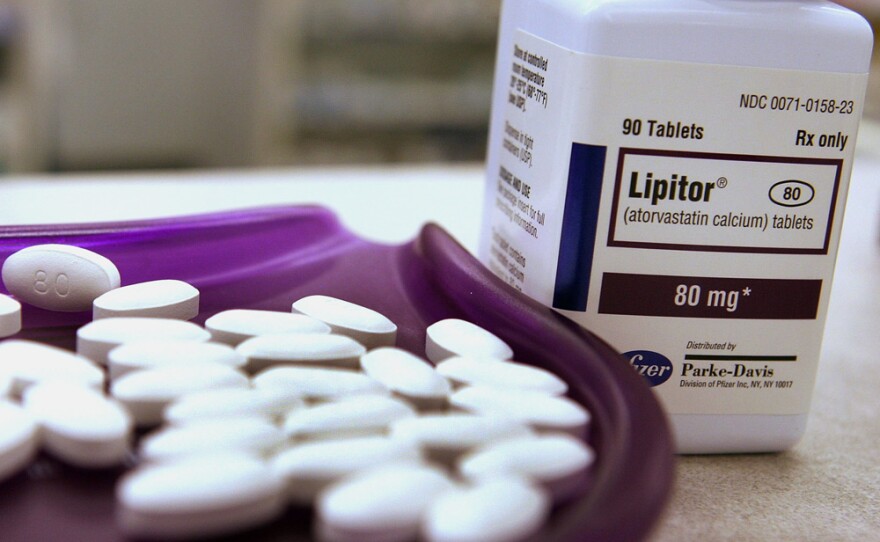 Lipitor, one of the world's top-selling drugs, sells for $125 in the United States, while in Canada it costs $33, according to Sen. Bernie Sanders (I-VT).