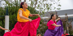 La Mezcla: 'Ghostly Labor'
