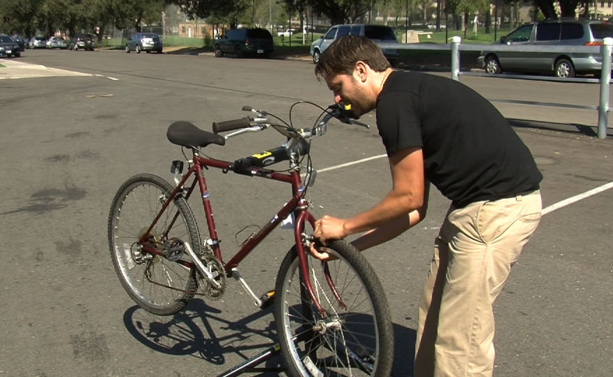 SecondHand Bikes Give Lifeline To San Diego Refugees KPBS Public Media