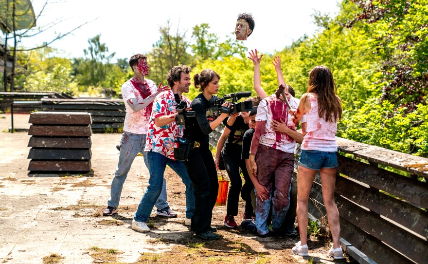 "Final Cut" serves up a zombie horror comedy that takes you behind the scenes of making a horror film.
