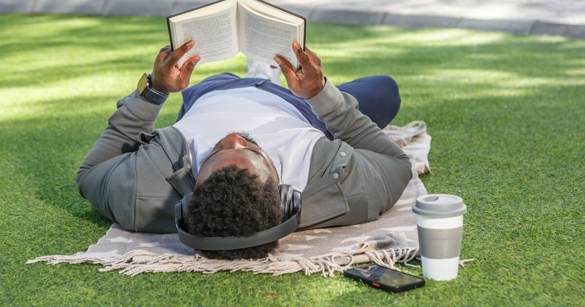 Having trouble focusing on your book? Try immersive reading | KPBS ...