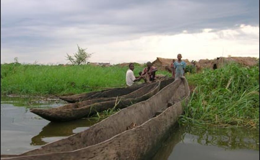 Dugout canoes are the main form of transportation on Lake Upemba and the adjacent Congo River.