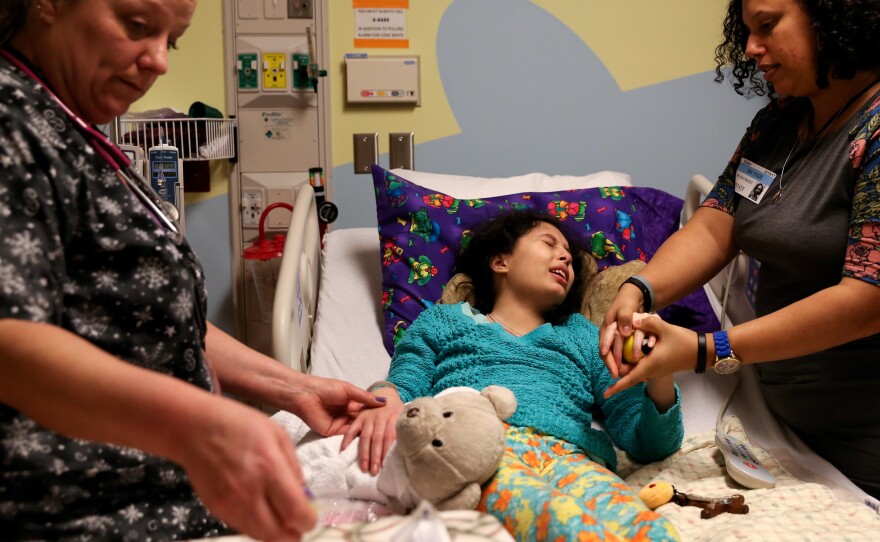 "Melissa said taking pictures reminds Lola that she's sick," Ratner wrote in her journal in 2017. "Lola tells me, 'No pictures, I want you to have fun.' Melissa tried to explain to Lola that I could be both her friend and a photographer."