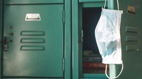 Adapting to wearing masks was not fun for many kids, but ditching them can also be disconcerting. Kids might need some help dealing with the adjustment.