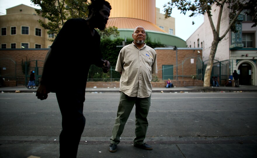 Kevin Kincey stands on the streets of LA's Skid Row looking for homeless veterans and helps them get off the streets.