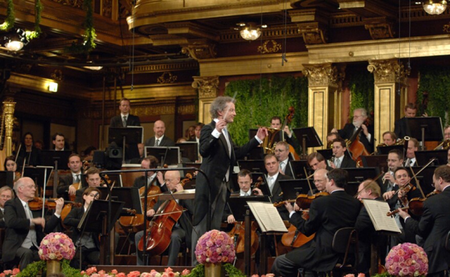 Vienna Philharmonic with Conductor Franz Welser-Möst.