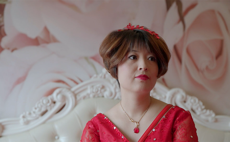 Closeup of Gai Qi on her wedding day.