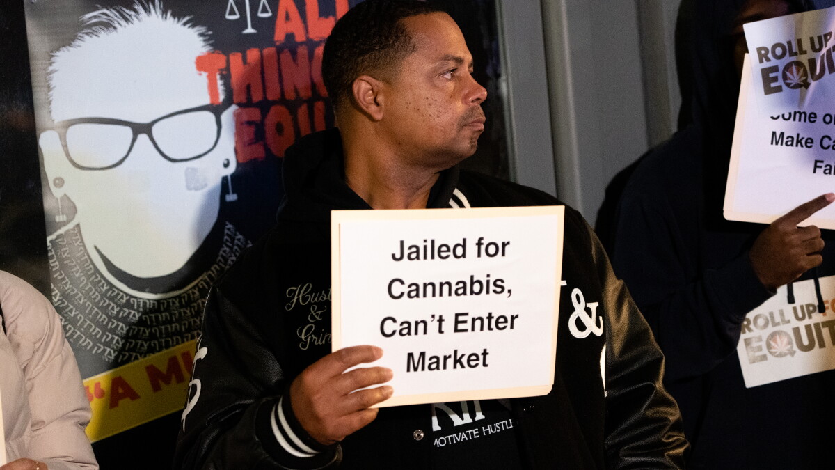 San Diego is launching a cannabis equity program. Advocates say it underdelivers. - Vimarsana News
