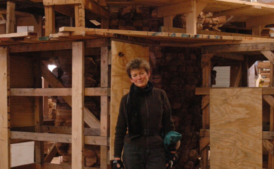 Ursula von Rydingsvard works massive blocks of cedar into sculptures, like <em>Czara z Babelkami, </em>pictured here.