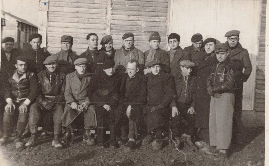 Salomon Abend, second from the left, at Beaune La Rolande.