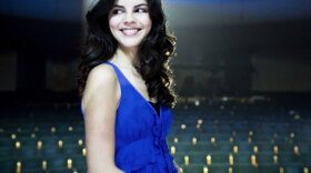 Sixteen-year-old Canadian singer Nikki Yanofsky presents her unique blend of jazz, classic pop and original songs in this special shot at Montreal’s Mercure Theatre.