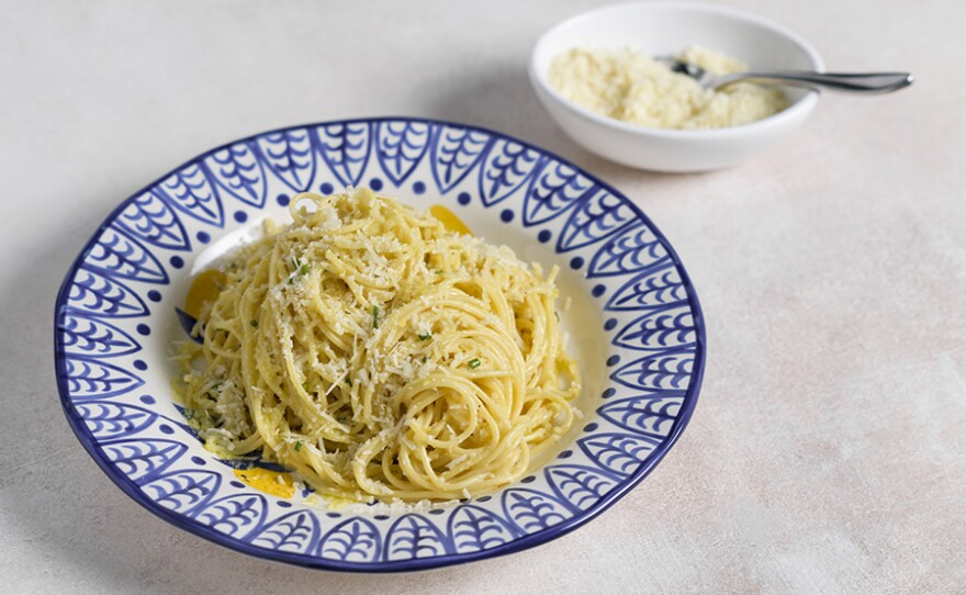 Spaghetti with Lemon Pesto