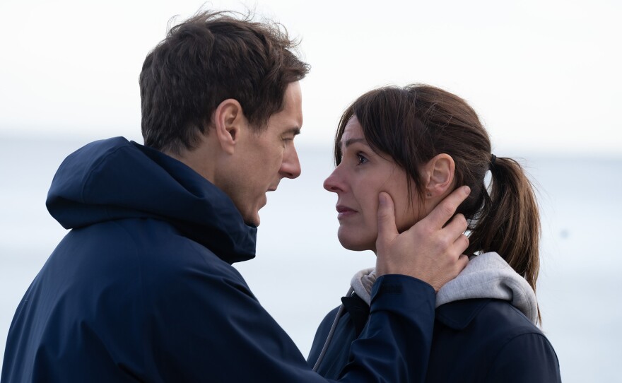 Andrew Knott as Jim; Suranne Jones as Becca in MASTERPIECE: MARYLAND.