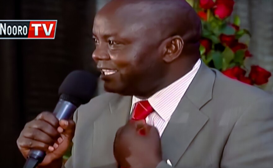 In a live TV program, John Macharia tells the Kenyan president that traffic police in Nairobi expect bribes from matatu drivers.