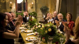 A dozen food and media mavens, including Harry Smith (CBS News), Renee Montagne (NPR's "Morning Edition"), José Andrés ("Made in Spain"), Mark Bittman (New York Times) and Amy Dickinson (NPR's "Wait, Wait, Don’t Tell Me!"), judge the results of a 12-course feast at Chris Kimball's restored 1859 townhouse.