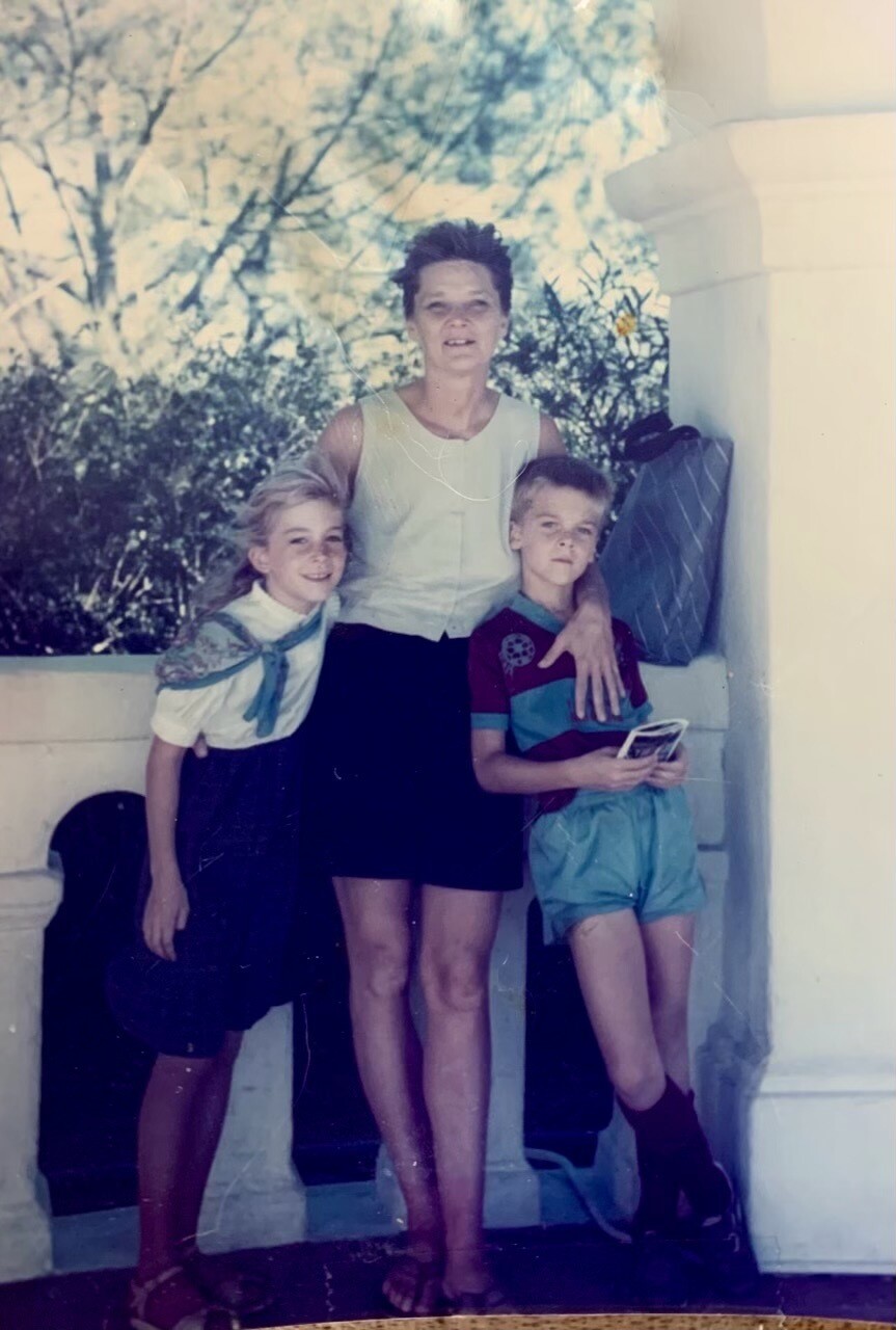 Cindy Nelson (center) became a single mother after a divorce. She is seen in this undated photo from the 1980s with her daughter Ryan Elizabeth (left) and her son, Shawn (right).
