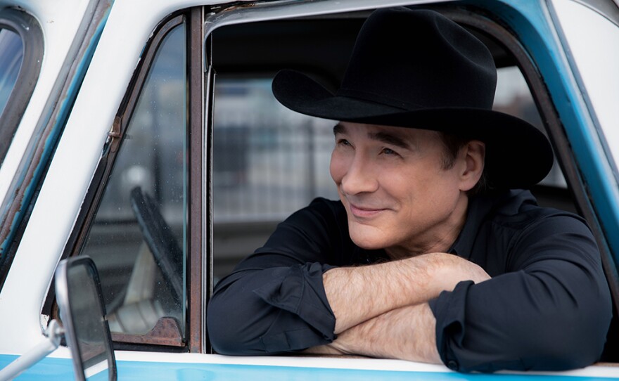 Country music icon Clint Black