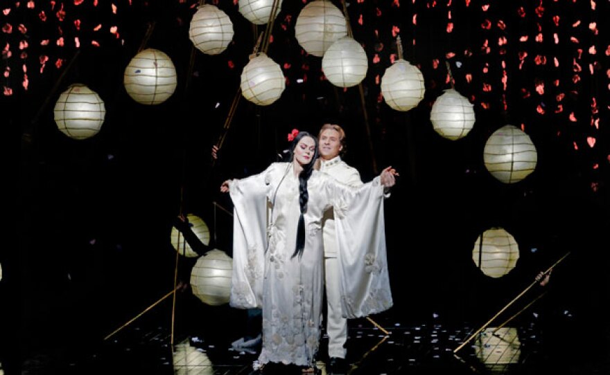 Kristine Opolais as Cio-Cio-San and Roberto Alagna as Pinkerton in Puccini's "Madama Butterfly."