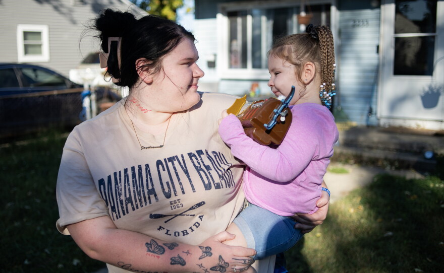 Jayeleauna Lewis and her 3-year-old daughter are from Indiana. When Lewis learned that her state does not replace stolen benefits, she recalled a SNAP worker recommending she go to food pantries for the rest of the month.