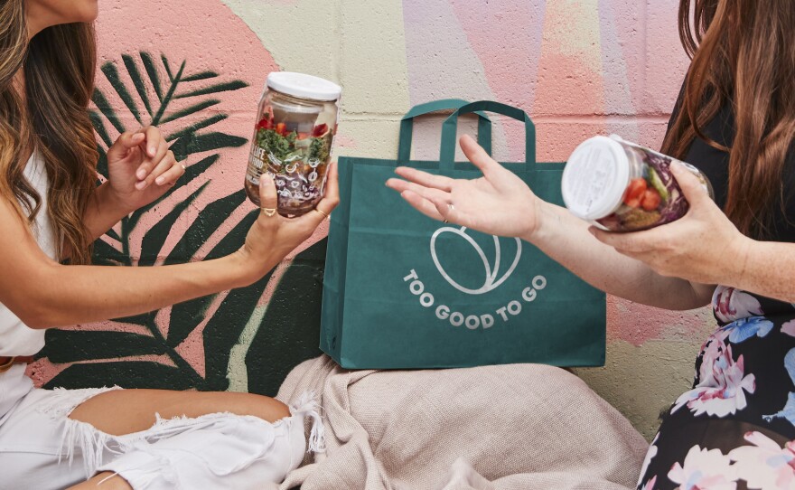 Too Good To Go calculates how much each consumer saves on electricity, water and greenhouse gas emissions.