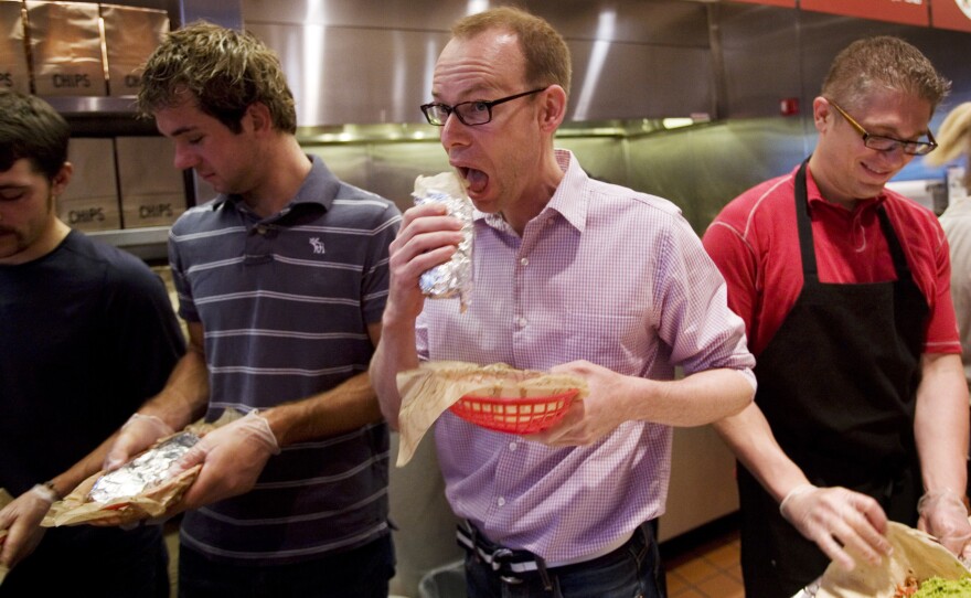 Steve Ells, center, CEO of Chipotle Mexican Grill, in 2008 in New York. Increasingly, CIA school graduates like Ells are charting new career paths that require more business chops.