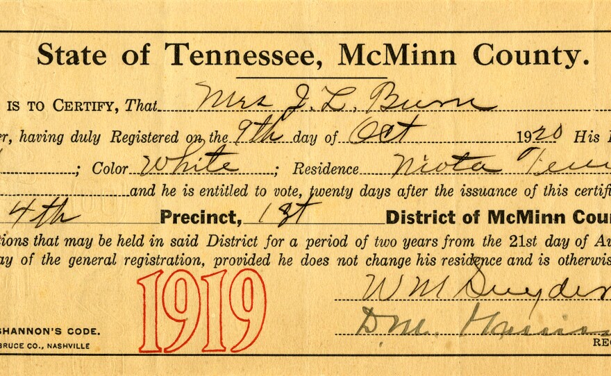 Febb Burn's 1920 voter registration card.