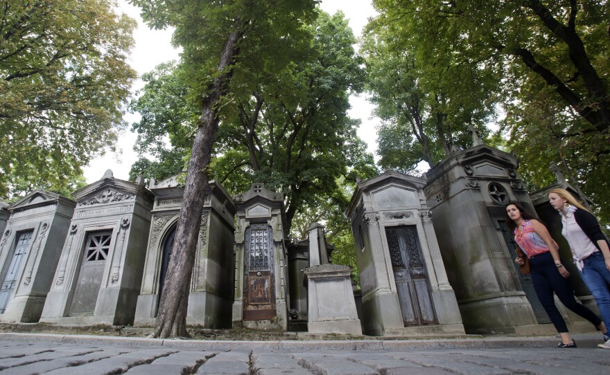 Père Lachaise cemetery in Paris is considered the first modern community of the dead.