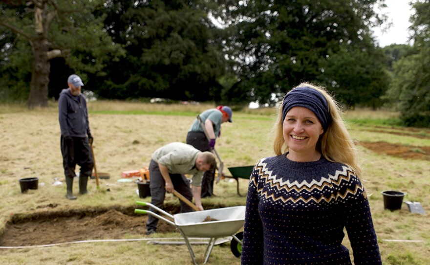 Cat Jarman on dig site in SECRETS OF THE DEAD "Archaeology at Althorp"