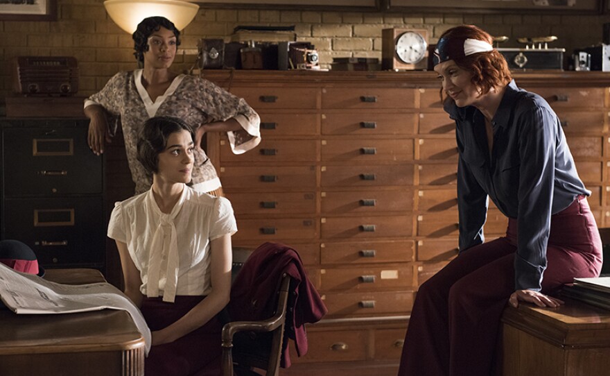 FRANKIE DRAKE MYSTERIES stars Lauren Lee Smith (CSI) as Frankie (right) and Chantel Riley ("Race") as Trudy (left). 