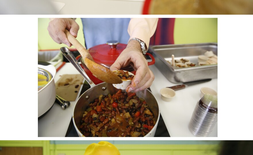 cookingthree_custom-85362a645d55ff74124bc283fd2bb4cd4d7b9afe.jpg