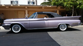 A 1960 Chrysler New Yorker at the Tiki Oasis Classic Car Show, August 13, 2017. 