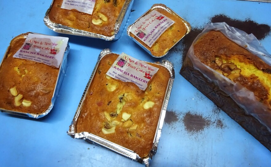 The Muslim-owned Kanchan Bakery specializes in bread and biscuits all year round. But during Christmas, the bakery has its own line of Christmas fruitcakes. It also rents out its ovens to those who want to bake their own cakes.