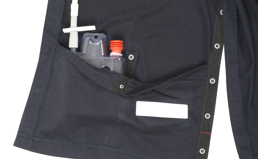 INGA Wellbeing jersey top with internal drain pockets.