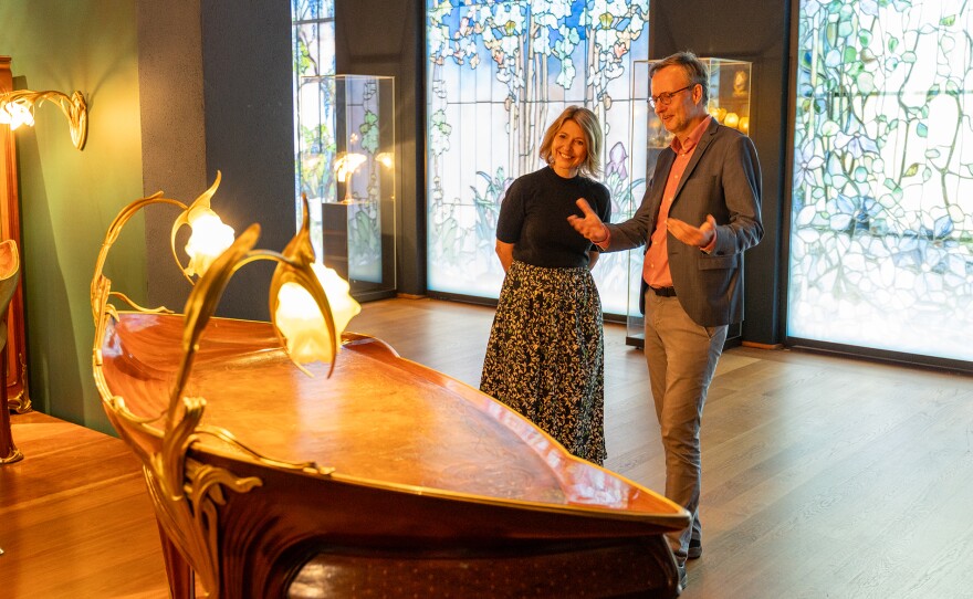 At the Wiesbaden Museum, Samantha Brown admires the largest Art Nouveau collection.