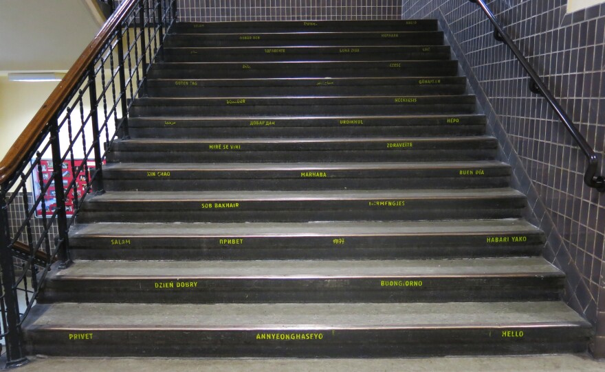The stairs at Johanna-Eck School in Berlin have been painted with greetings in many different languages.