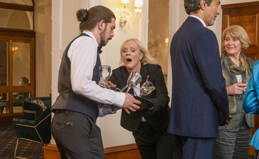 A scene from DOC MARTIN Season 10, Episode 6