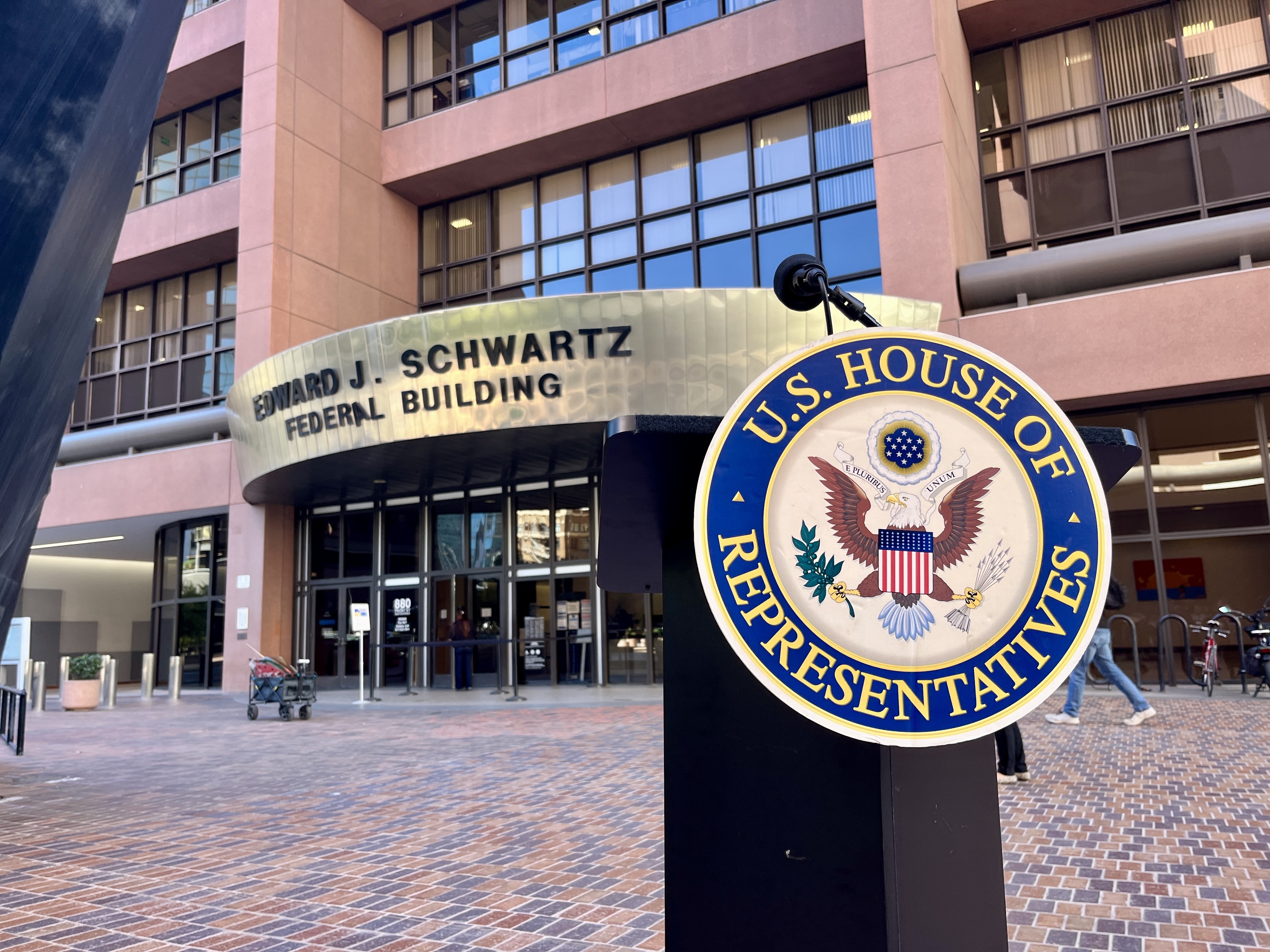 Immigration agents deny US Reps. access to basement facility at