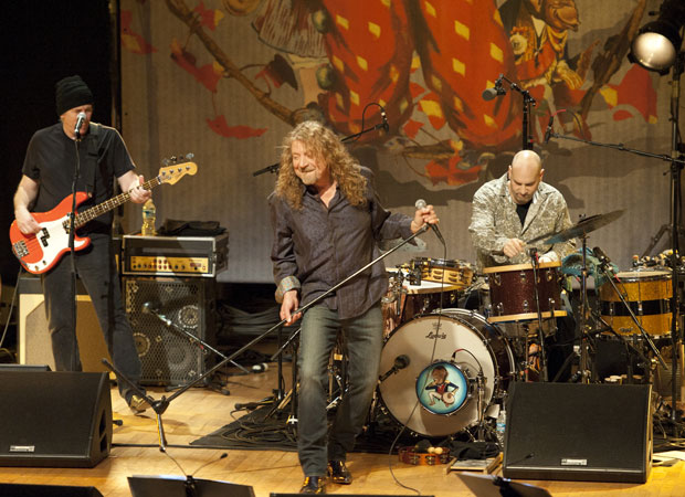 Θρυλική επιστροφή: Ο Robert Plant ζωντανά στην Ελλάδα